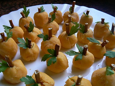 Pumpkin Cheese Balls